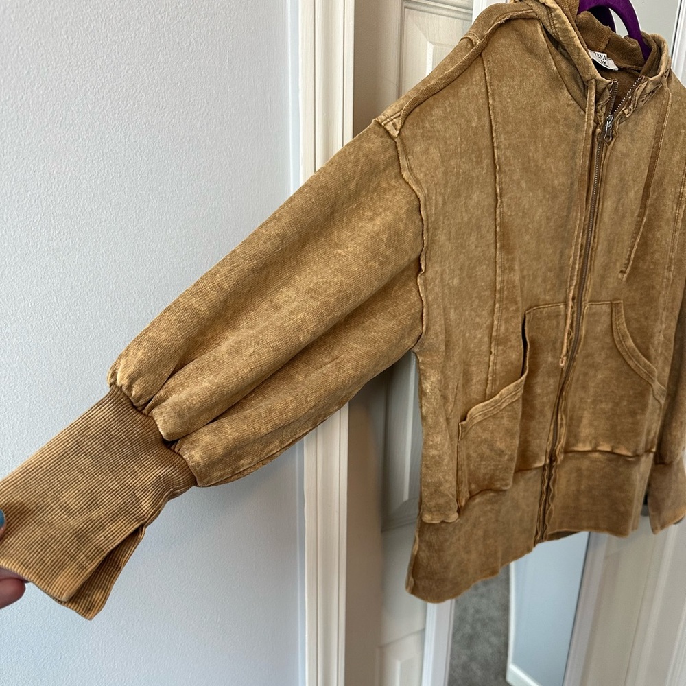 NWOT🤎Zenana Acid Washed French Terry Zip Hoodie S/M  Camel - Picture 6 of 9